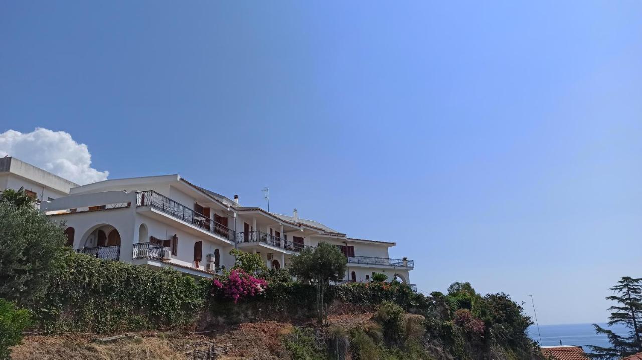 Velalatina Residence B&B Soverato - Camera Maestrale & Camera Tramontana 소베라토마리나 외부 사진